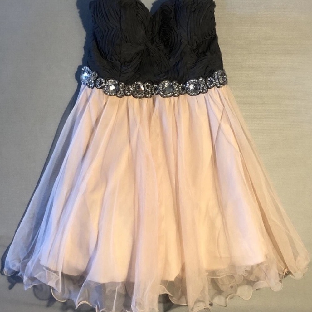 Deb Jrs Sm Gray Pink Strapless Mini Dress Tulle Sparkly Beading Ballet